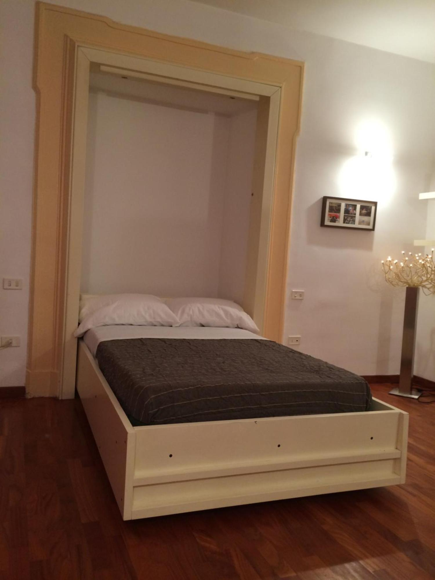 Anni Apartment Chiaia Naples Exterior photo