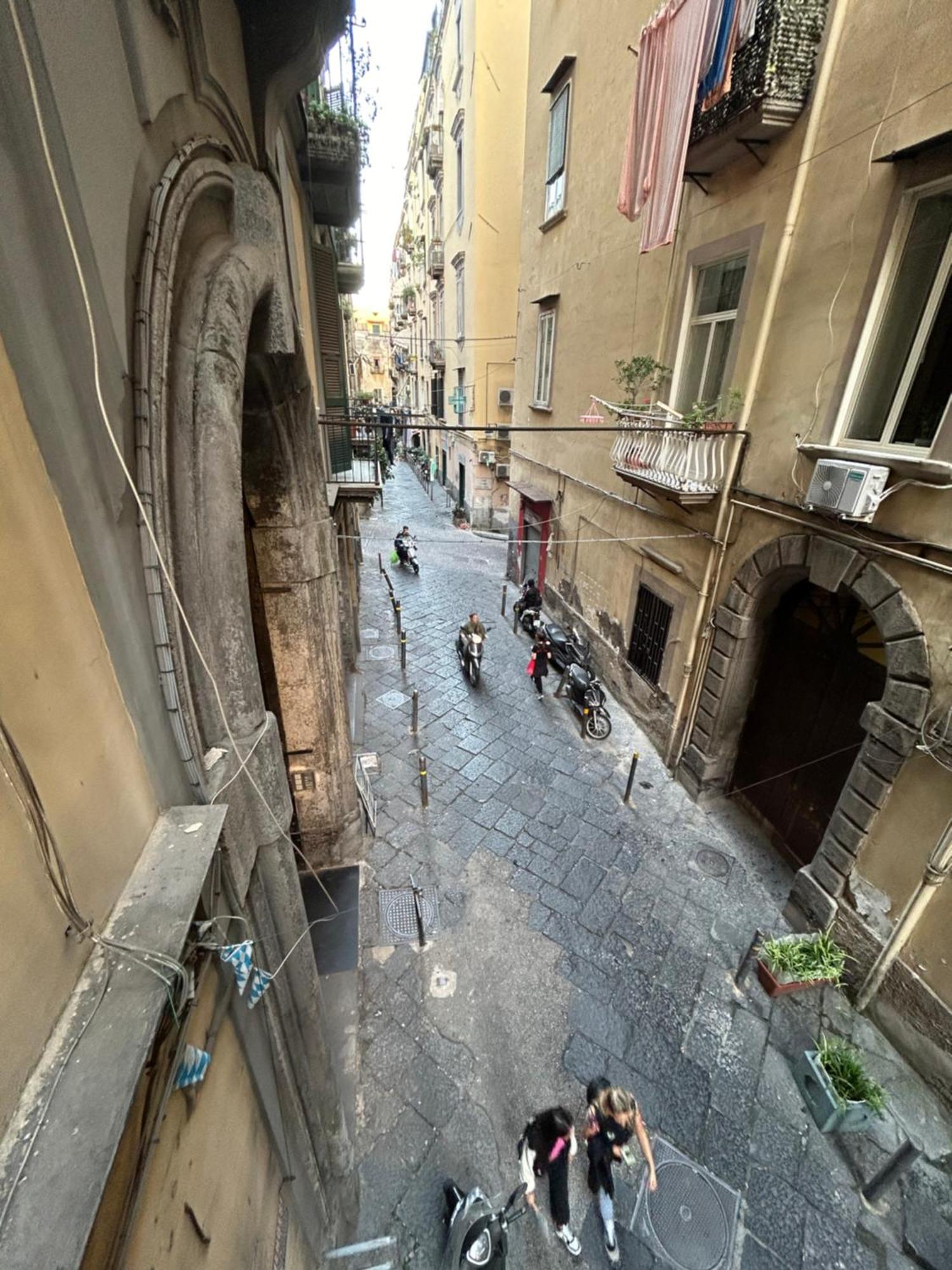 Anni Apartment Chiaia Naples Exterior photo